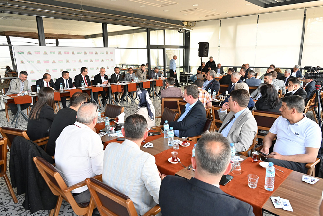 “Belediye başkanımızın 81 İle örnek gösterilen bir yönetim anlayışı var”