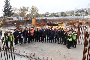 Başkan Güngör: “Şehir Merkezine 10 Bin  Konut ve İş Yeri Yapılıyor”