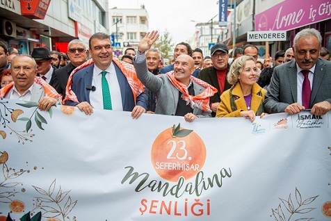 Başkan Soyer’e Seferihisar’da sevgi seli