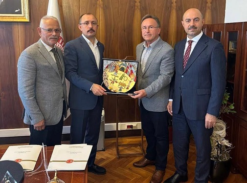 Türkiye minibüs piyasasının vitrini değişiyor  Terme ye yeni galericiler sitesi yapılacak