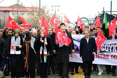 Üniversitemizden Filistin’e Destek Yürüyüşü ve “Gazze ve Mescid-i Aksa” Paneli