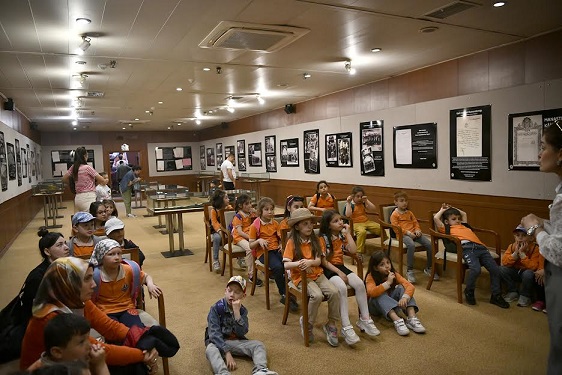 413 bin kişi kişi ziyaret etti