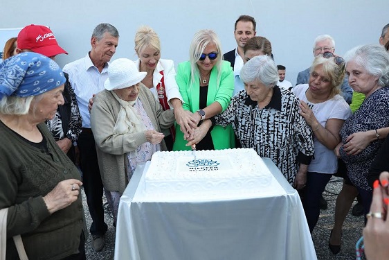 Alzheimer hastalarının neşe dolu günü   