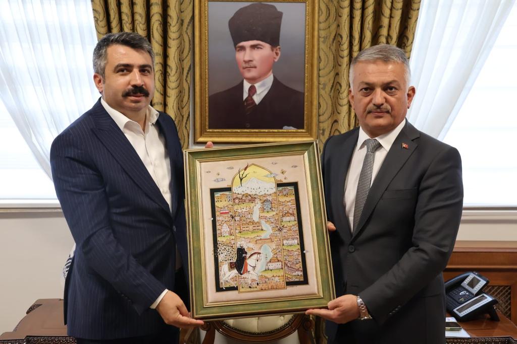 YILDIRIM’DAN AFET BÖLGESİNE KARDEŞLİK ELİ     -BAŞKAN YILMAZ’DAN KARDEŞ ZİYARETİ