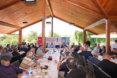 AK PARTİ GRUP BAŞKAN VEKİLİ GÜL, MAHALLE TEMSİLCİLERİYLE  BİR ARAYA GELDİ  -GÜL, MAHALLE TEMSİLCİLERİNİN TALEPLERİNİ ALIP SORUNLARINI  DİNLEDİ