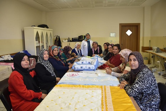 ŞAHİNBEY BELEDİYESİ’NİN TESİSLERİNE KURSİYER OLARAK GELDİ EĞİTİMCİ OLARAK KALDI