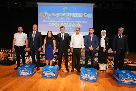 BU YIL DA ‘SPORA TAM DESTEK’   -TOPLAM 341 OKULA SPORTİF MALZEME YARDIMI YAPILDI