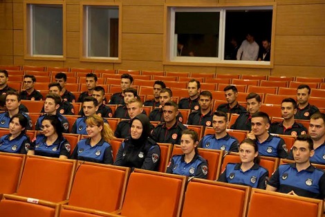 Yeni göreve başlayan personele hizmet içi eğitim