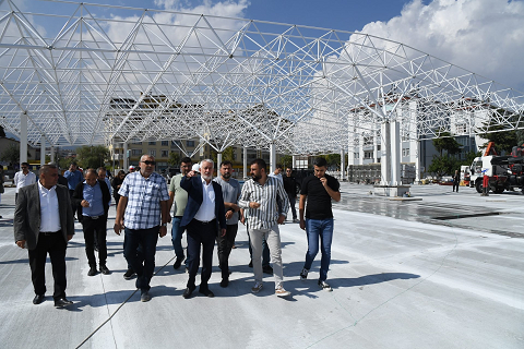 Davraz Çarşamba Kapalı Pazaryerinin  Kasım ayı sonunda tamamlanması hedefleniyor