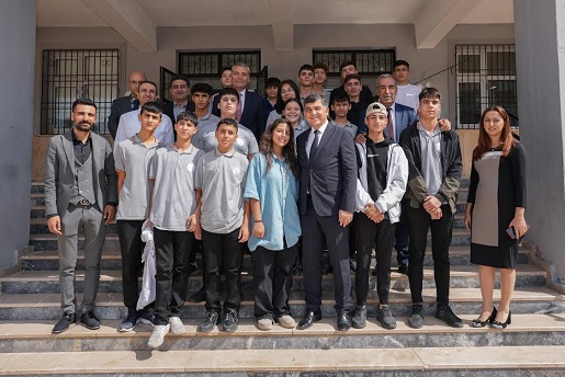 FADILOĞLU: “ÖĞRENCİLERİMİZİN, MESLEK SAHİBİ OLMASI BİZİM İÇİN ÇOK ÖNEMLİ”  -BAŞKAN FADILOĞLU, MESLEK LİSESİ ÖĞRENCİLERİNİ ZİYARET ETTİ    