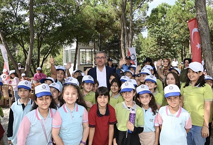 Başkan Güngör, Öğrencilerin Sevinçlerine  Ortak Oldu