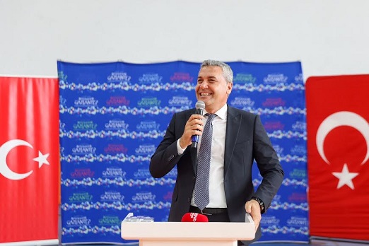 GAZİANTEP BÜYÜKŞEHİR’DEN OKULLARA SPOR MALZEMESİ DESTEĞİ