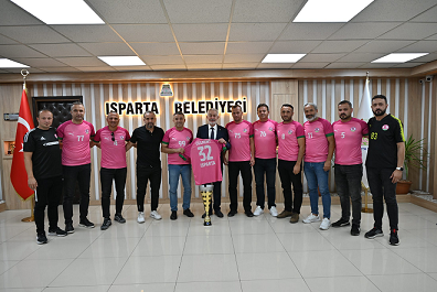 Sporu seven bir belediye başkanımız olduğu için çok mutluyuz