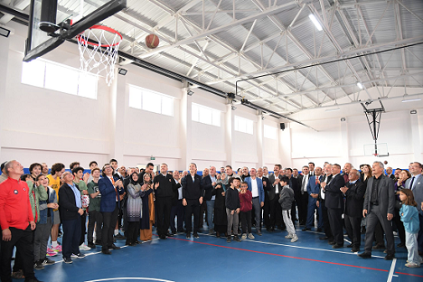 Isparta’nın en büyük spor kampusu Fatih Mahallesi’nde hizmete girdi