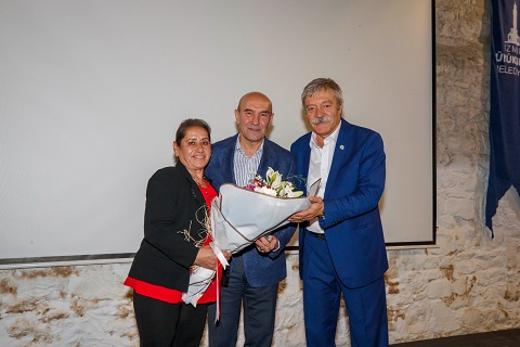 Başkan Soyer DİSK Emekli-Sen temsilcileriyle buluştu  “Demokrasi mücadelesinden emekli olunmaz”