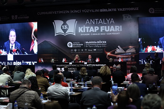 Başkan Böcek: “263 yazar-204 yayınevi Antalyalı vatandaşla buluşacak”