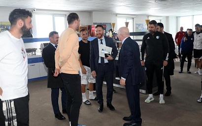 BAŞKAN SEKMEN’DEN ERZURUMSPOR’A MORAL ZİYARETİ
