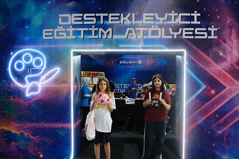BÜYÜKŞEHİR TEKNOFEST ADANA’DA ZİYARETÇİLERİNİ AĞIRLIYOR