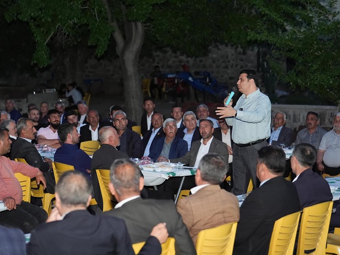 BAŞKAN YILMAZ’DAN UĞRUCA’YA ZİYARET  YILMAZ: “ŞEHİTKAMİL ÇOK GÜZEL OLACAK”