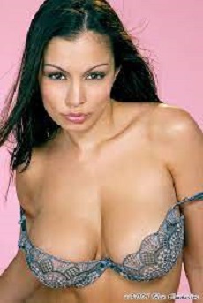    Aria Giovanni meslek hayatı
