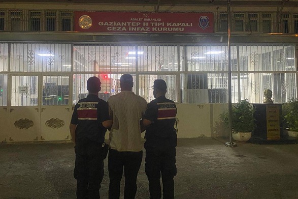 12 YIL HAPİS CEZASI BULUNAN ŞAHIS JASATTAN KAÇAMADI   