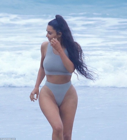 Kim Kardashian West yeni çıplak selfie’ler çekmeye devam edecek!
