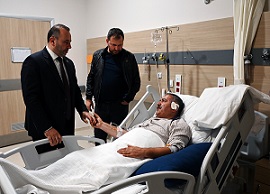 BAŞKAN TUTUK’TAN BOZKURT’A GEÇMİŞ OLSUN ZİYARETİ