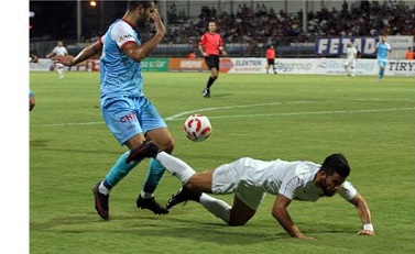 ASLAN DEPLASMANDAN 1 PUANLA DÖNÜYOR