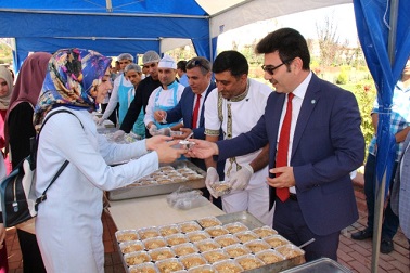 Kilis 7 Aralık Üniversitesinde aşure etkinliği düzenlendi