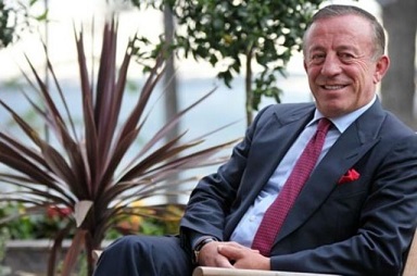 ALİ AĞAOĞLU ,AMPUTE MİLLİ TAKIMI OYUNCULARINA EV HEDİYE ETTİ
