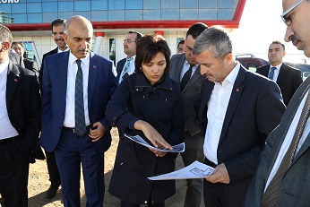 BAŞKAN TAHMAZOĞLU'NDAN SPORA YATIRIM SÜRÜYOR   
