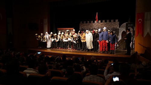 Kurtuluş Destanı Tiyatro ile Anlatıldı