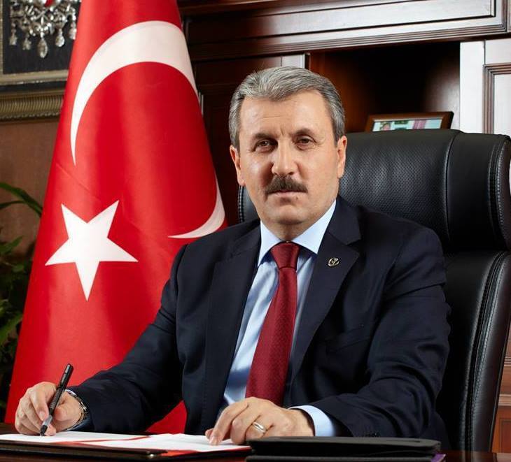 DESTİCİ:  MİLLETİN KARARINA DİRENMEKTEN VAZGEÇİN