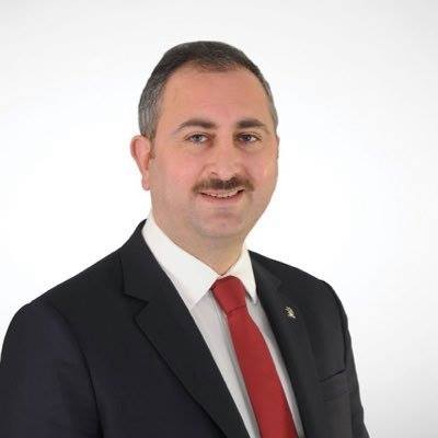 ABDULHAMİD GÜL ADALET BAKANI OLUYOR