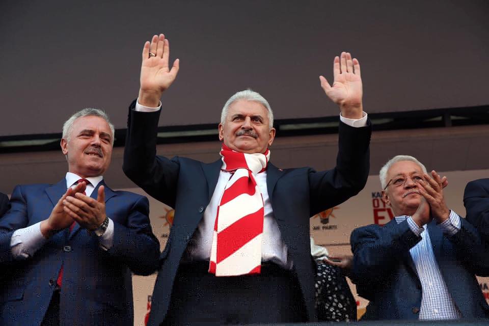 BAŞBAKAN YILDIRIM, BATMAN MİTİNGİNDE VATANDAŞA  HİTAP ETTİ