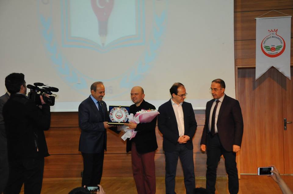 OĞUZELİ BELEDİYESİ 18 MART KONFERANSI DÜZENLEDİ.