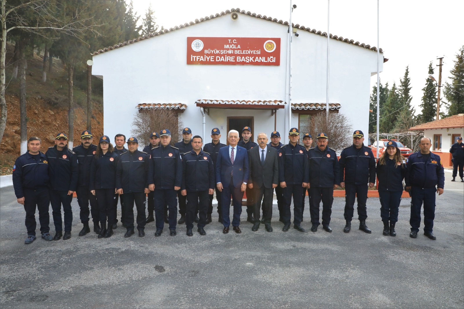 Başkan Gürün Emekli Olan İtfaiye Dairesi Başkanı Sezai Koyuncu’yu Ziyaret Etti