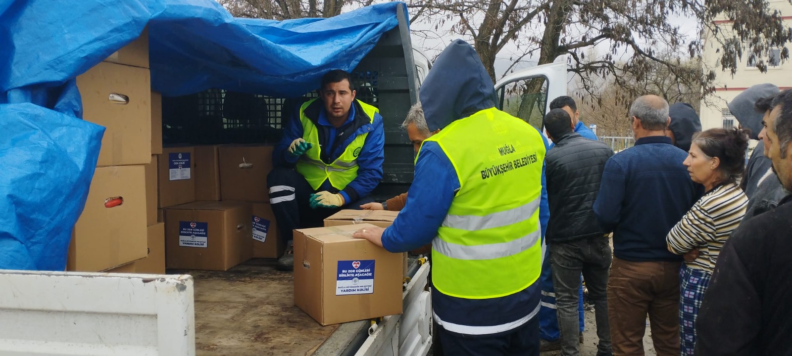 Büyükşehir’den Deprem Bölgesine Ramazan Desteği