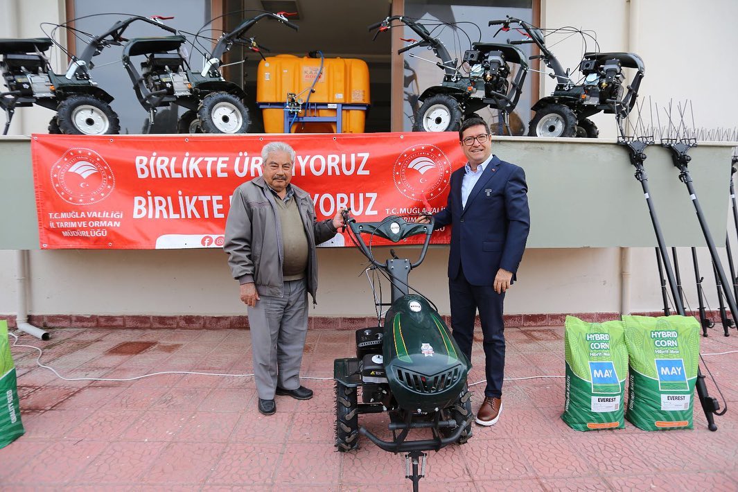 MUĞLA’DA YÜZDE 50 HİBELİ TARIMSAL MAKİNE-EKİPMANLAR ÜRETİCİLERE TESLİM EDİLDİ