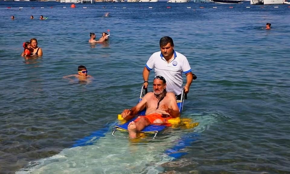 Büyükşehir Engelsiz Plajlar ile Denizlerde de Engelleri Kaldırıyor