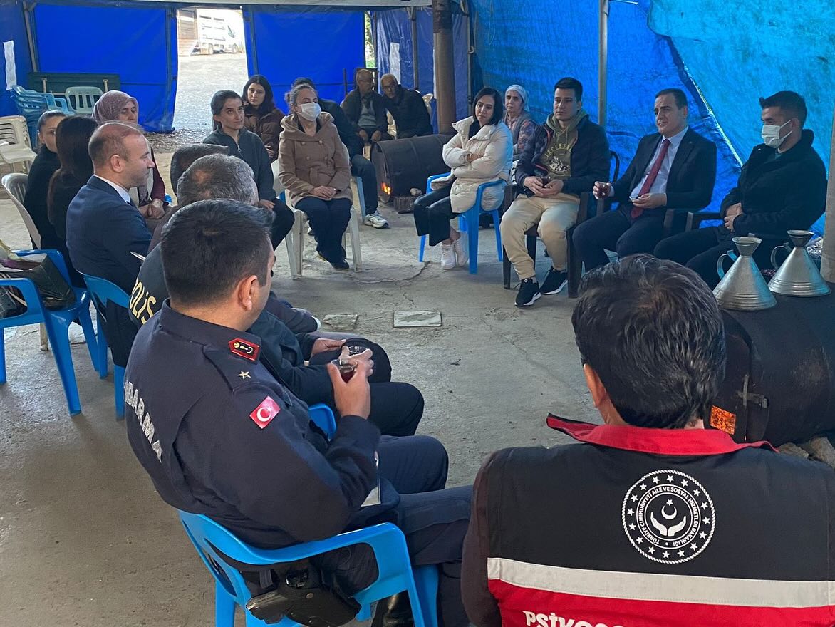 Vali İdris Akbıyık, Pençe-Kilit Bölgesinde ve Irak’ın Hakurt Bölgesinde Yaralanan Askeri Ziyaret Etti