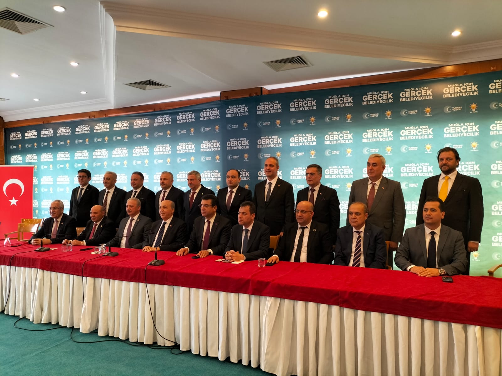 Ak Parti Muğla Büyükşehir ve ilçe belediye başkan adayları basın ile buluştu
