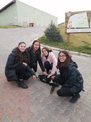 CAN DOSTLAR İÇİN BÜYÜKŞEHİR HAYVAN BAKIMEVİNİ ZİYARET ETTİLER