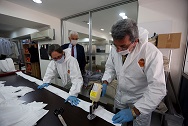 Büyükşehir 300 Bin Maske Dağıttı