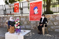 Vali Civelek’ten 102 Yaşındaki Emeti Karaağıl’a Ziyaret