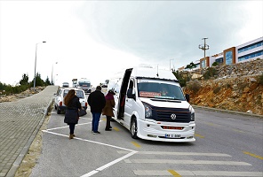 ’S’ Plakalı Araçlar İle Sağlık Çalışanları Ücretsiz Taşınıyor