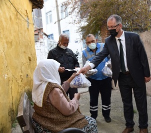 MİLAS BELEDİYESİ RAMAZANDA VATANDAŞLARININ YANINDA