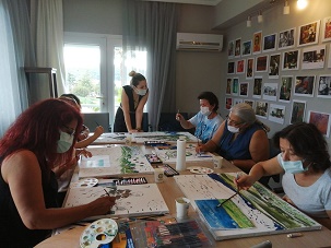 Fethiye 100 Yaş Evi’nde yüzler gülüyor