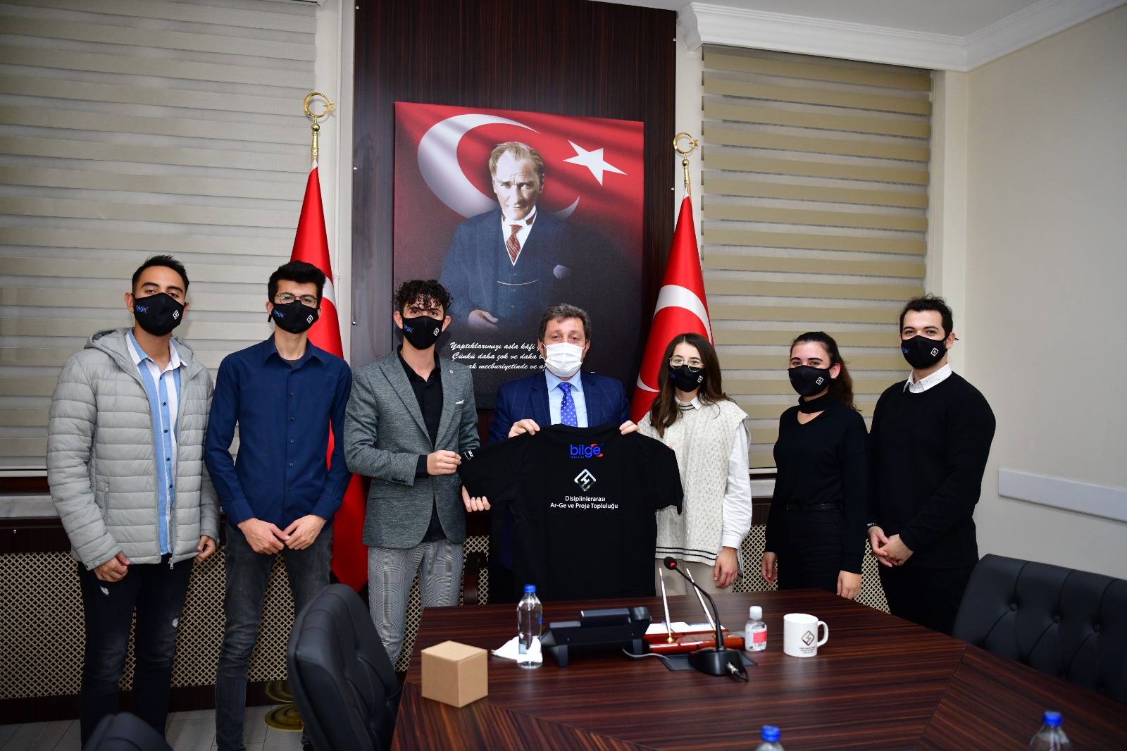 Muğla Sıtkı Koçman Üniversitesi Disiplinlerarası Ar-Ge Ve Proje Topluluğu Vali Orhan Tavlı’yı Ziyaret Etti