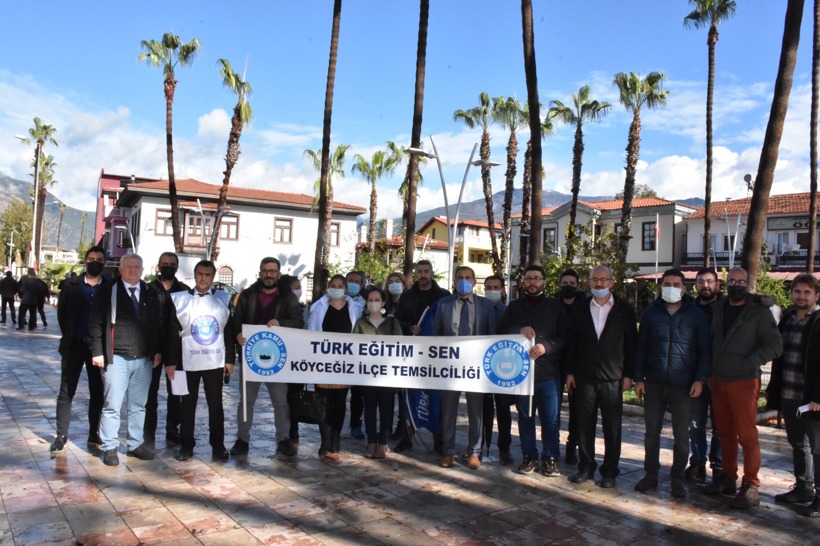 TÜRK EĞİTİM- SEN KÖYCEĞİZ İLÇE TEMSİLCİLİĞİ ÖĞRETMENLERİN EKONOMİK VE ÖZLÜK HAKLARININ İYİLEŞTİRİLMESİNİ İSTEDİ